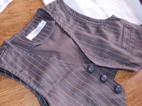 Slávnostný outfit, 80