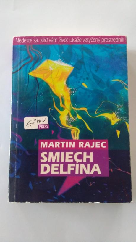 Smiech delfína, 