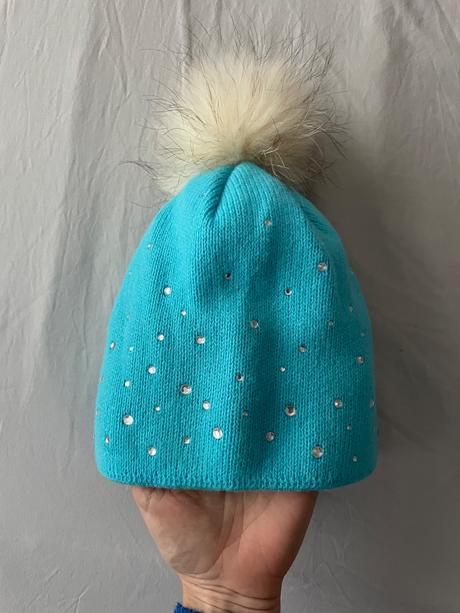 Ciapka s kamienkami,