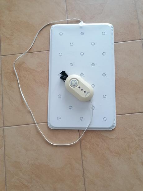 Monitor dychu, lehátko, hrazdička a deka, nanny