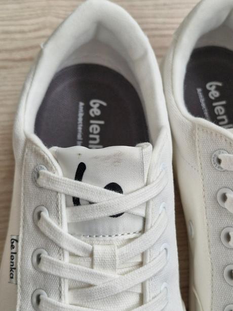 Rebound - all white  42 y194, be lenka,42