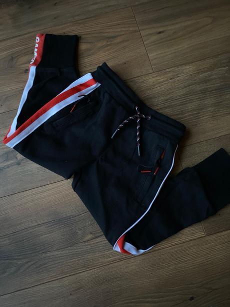 Tepláky reserved, reserved,116