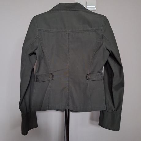 Dámske sako (veľ. je skôr l), xl