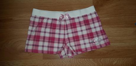 Šortky na spanie hard rock, l