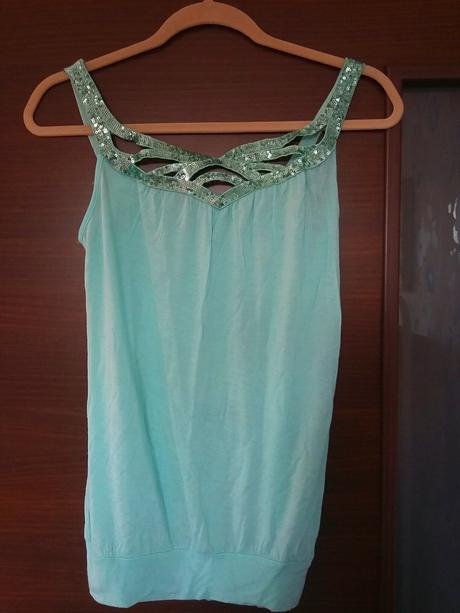 Krásny letný topík, s