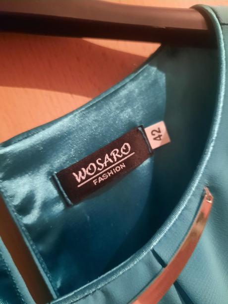 Spoločenské šaty, 42