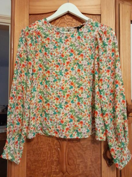 Kvetinova bluzka, h&m,36