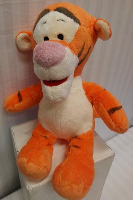 Plyšový tiger z macka pooh, disney, 39 cm,