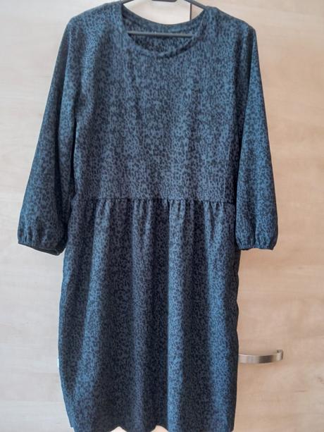 Pohodlné šaty m/l, kik,m