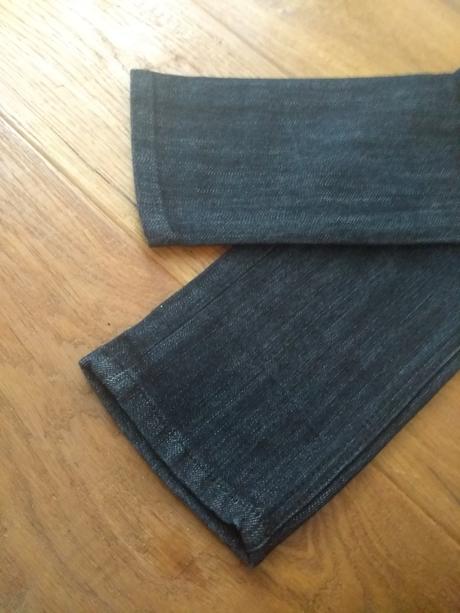 Tmavomodré dámske rifle, 34