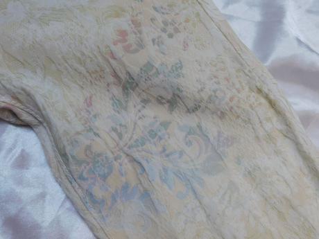 Kvalitne damske strečove nohavice, 40