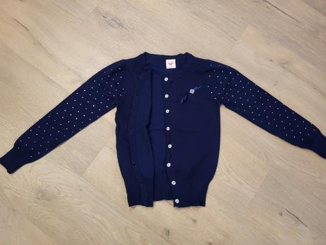 Svetrík na gombíky, glo-story,140