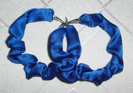 Paris hiulton satenove spolocenske nausnicky, paris hilton