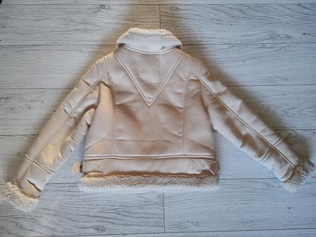 Predám bundu, bershka,152