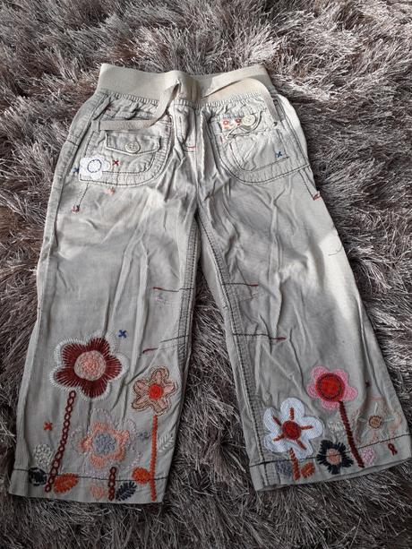 Menčestrove nohavice zn. next vel.92, next,92