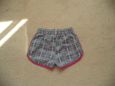 Parádne kraťasy kocka, 152