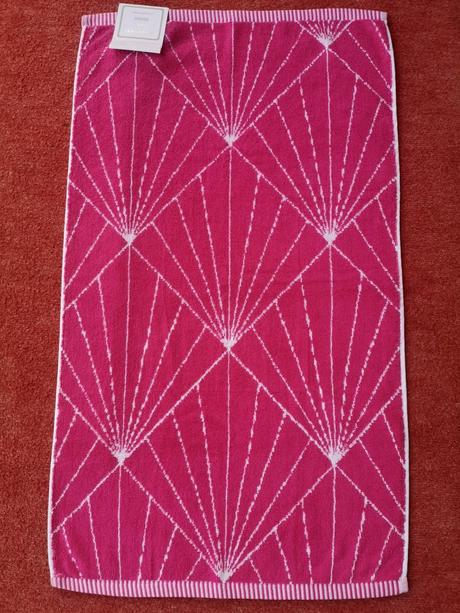 Deyongs rimini uterák veľkosť 88 cm x 50 cm,