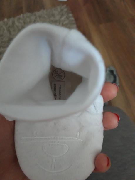 Capacky zamatove, <17