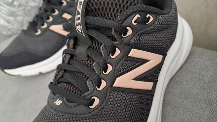 Lahučké tenisky newbalance, new balance,37