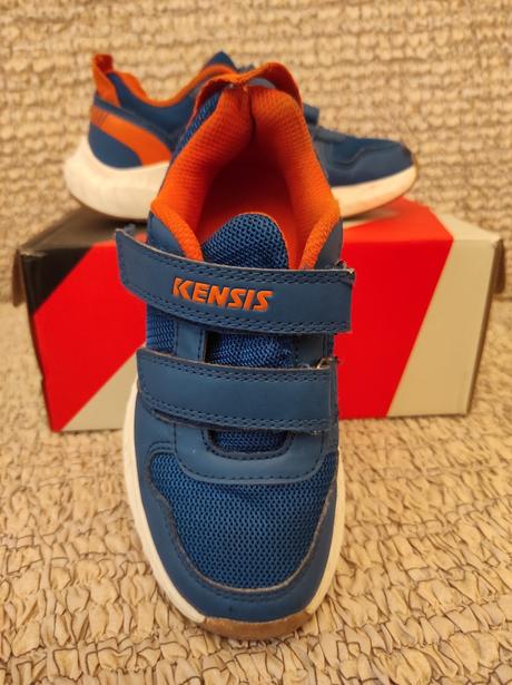 Predám chlapč. tenisky veľkosť 30, 30