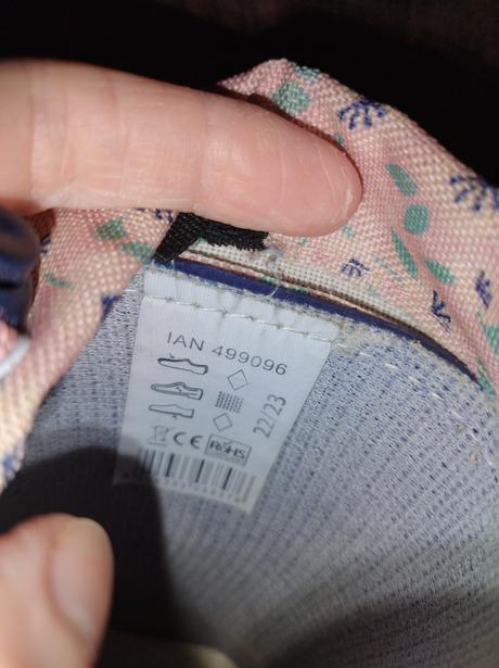 Svietiace gumáky, v. 22/23 + nepremokavá bunda, lupilu,23