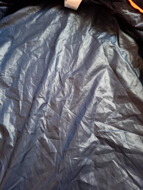 Tenká sustakova bunda, decathlon,152