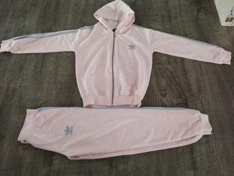 Tepláková súprava ,,adidas,,, 152