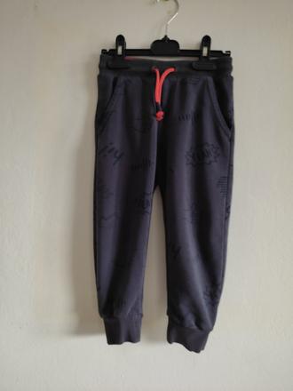 Chlapčenské tepláky, f&f,98