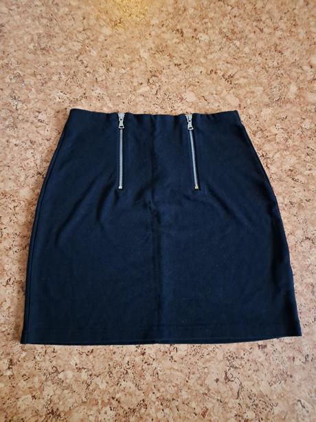 Dámska minisukňa, m