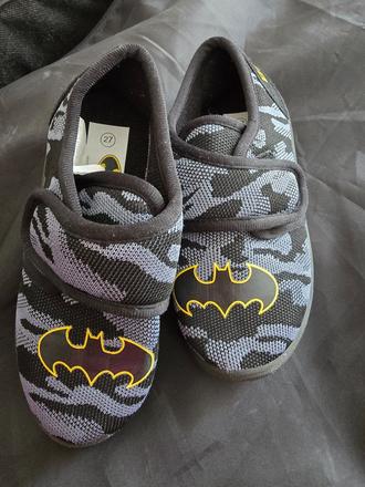 Papučky batman, 27