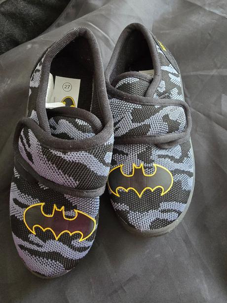 Papučky batman, 27