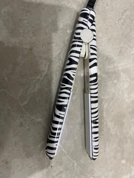 Cestovna zehlicka na vlasy, 