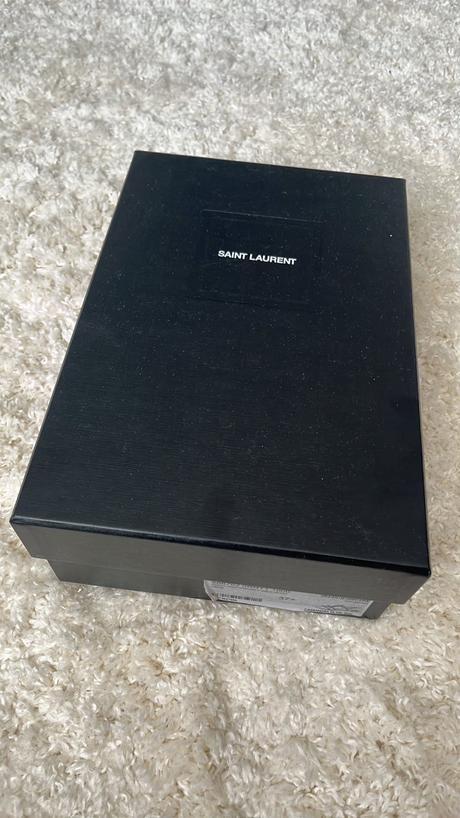 Čierne sandále yves saint laurent, 37