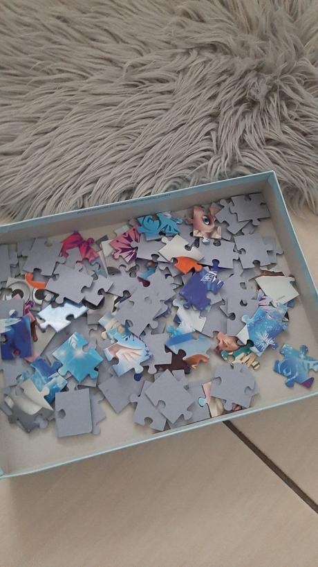 Puzzle frozen,