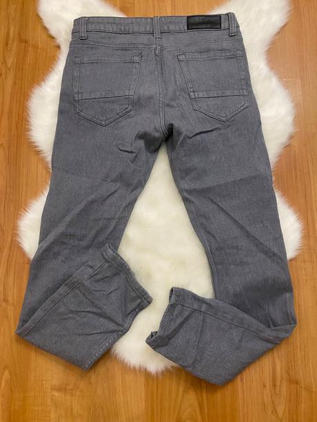 Tmavošedé rifle, s