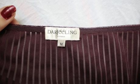 Dámske fialové tielko s čipkou a mašľami, m