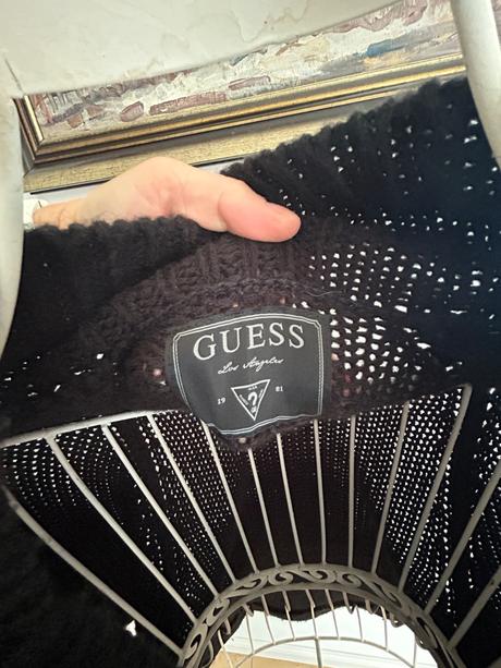 Teplý kardigan vhodný aj pre tehuľky, guess,m