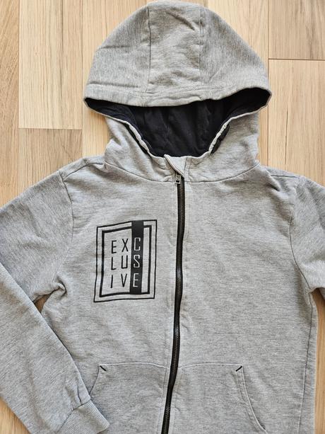 Mikina, piazza italia,134