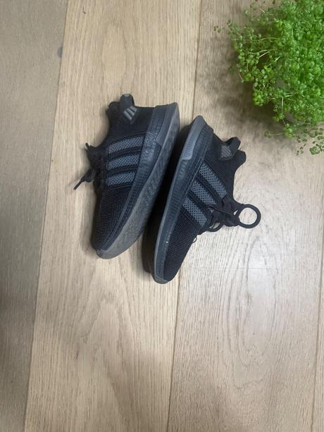 Vzdušné tenisky adidas, adidas,28