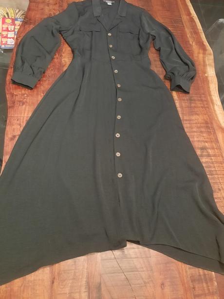 Dlhé čierne šaty, s