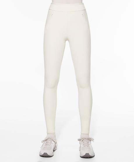 Štýlové zateplené legíny značky oysho, m