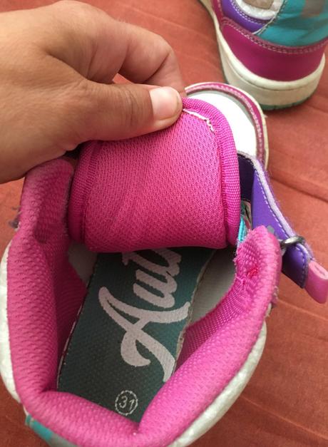 Tenisky vyššie, authority,31