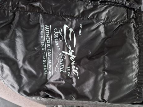 Páperová bunda, esprit,l