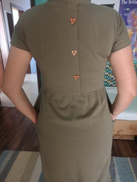 Krásne khaki dámske šaty, 38