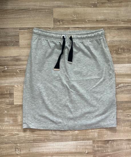 Reserved tepláková sukňa, reserved,38