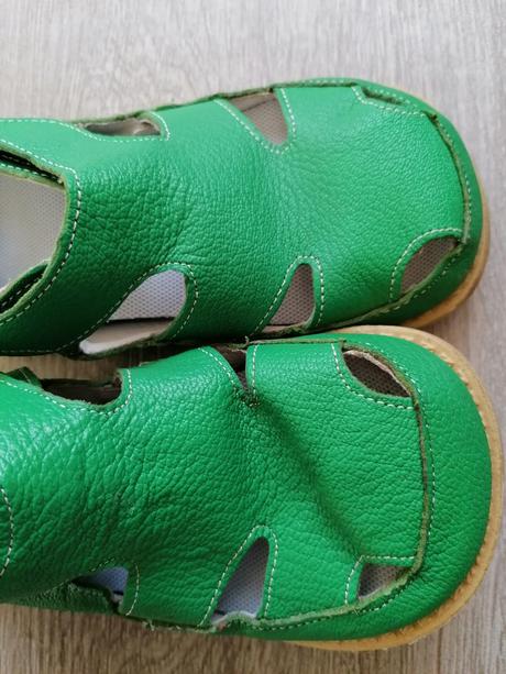 Zelené sandalky, 26