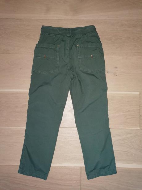 Podšité nohavice, next,122