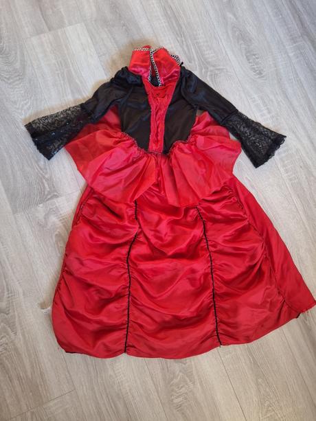 Kostým kráľovná čarodejnica,