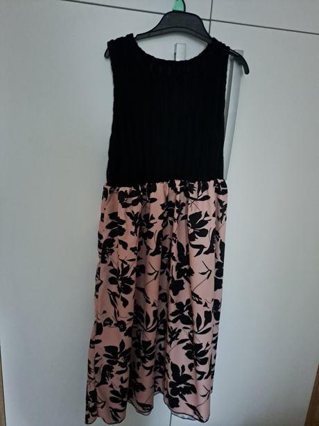 Šaty s bolerkom, 152