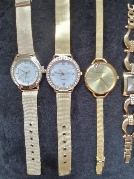 Retiazka,hodinky, náramky,náušnice,šperky, 